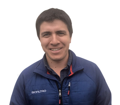 Ricardo Aburto-Head Worm Wrangler